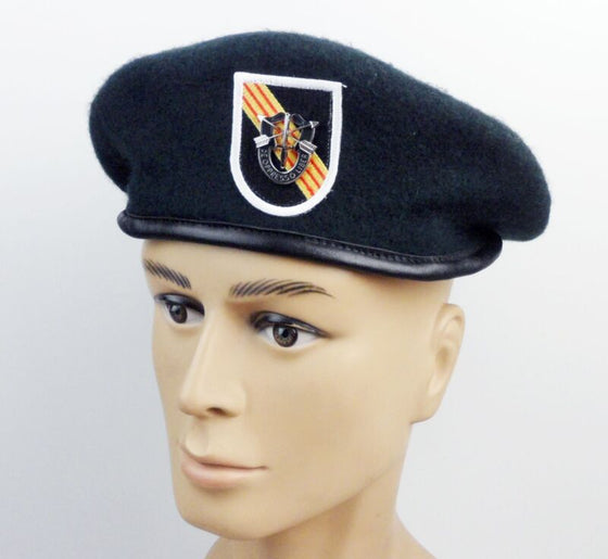 US ARMY GREEN BERET SPECIAL FORCES HAT & SFG GREEN BERET BADGE SIZE XL