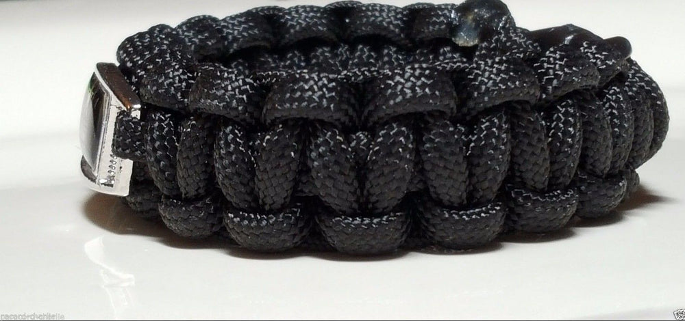 Army Strong Black Paracord Unisex Bracelet for Soldiers & Veterans